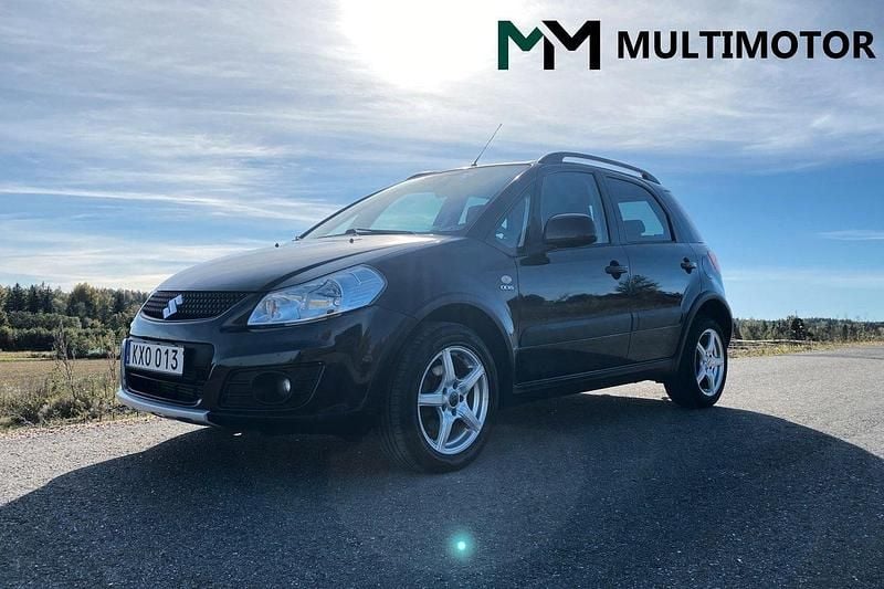 Svart Begagnad 2011 Suzuki SX4 Halvkombi | 69 900 kr (Dyr) - Bild 1/4