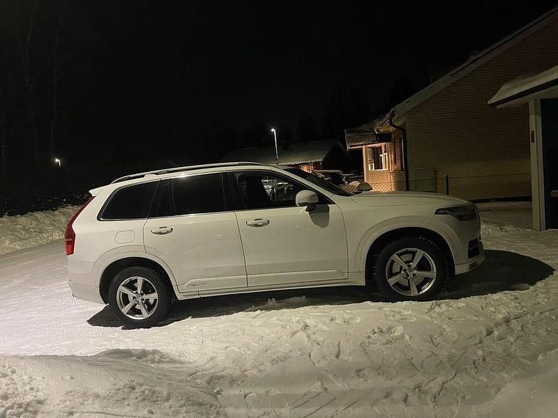 Begagnad Volvo XC90 235 HK (172 kW) 2019 Vit SUV