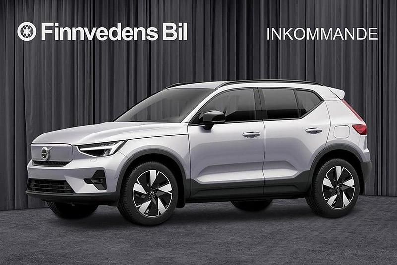Silver Begagnad 2025 Volvo EX40 Plus SUV | 478 800 kr (Superpris) - Bild 1/4