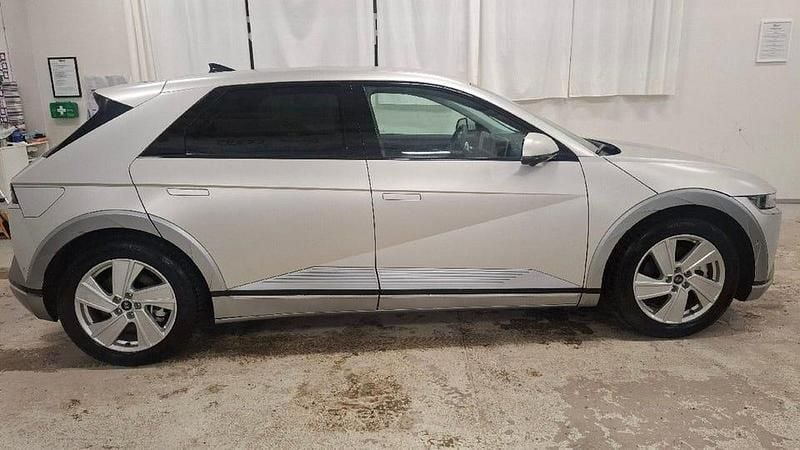 Begagnad Hyundai Ioniq 5 Advanced 167 kW (228 HK) 2024 Gravity gold matte SUV