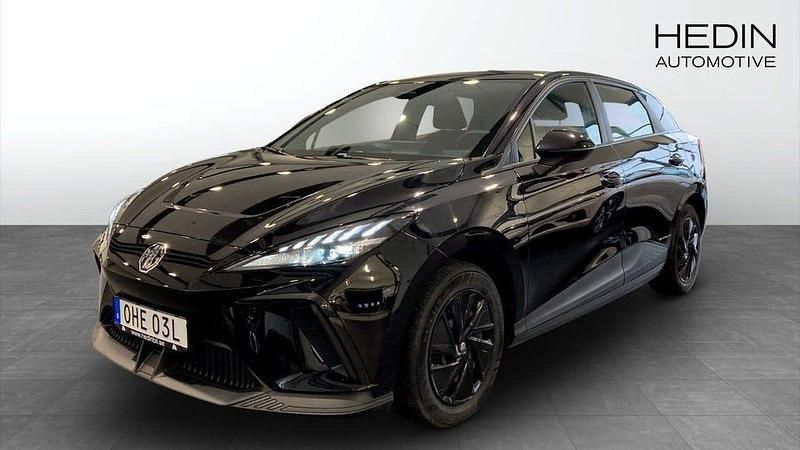 Svart Begagnad 2023 MG MG4 EV Halvkombi | 249 900 kr (Marknadspris) - Bild 1/4