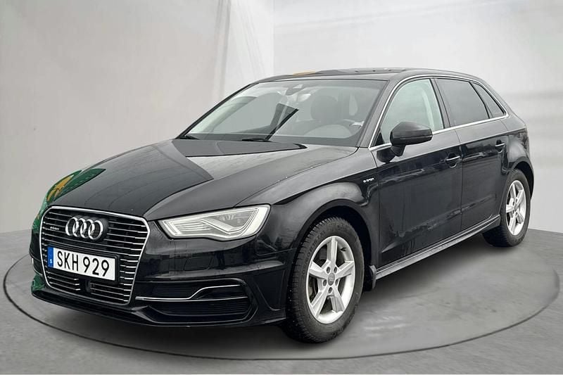 Svart Begagnad 2016 Audi A3 | 108 000 kr (Bra pris) - Bild 1/4