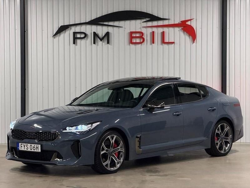 Begagnad Kia Stinger GT 366 HK (269 kW) 2020 Blå Halvkombi
