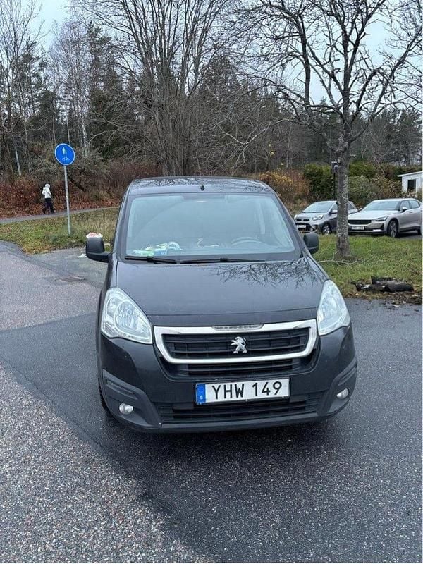 Begagnad 2016 Peugeot Partner Van | 80 000 kr (Marknadspris) - Bild 1/4