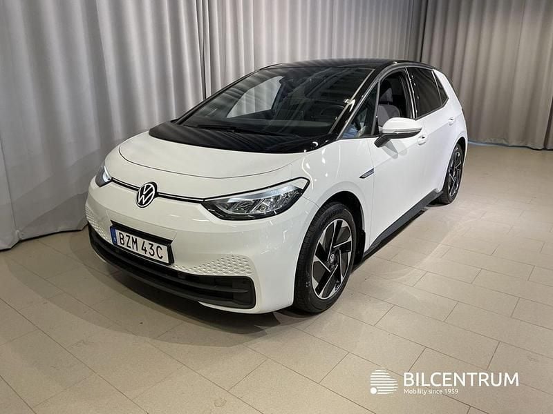 Vit Begagnad 2022 VW ID.3 Pro Performance Halvkombi | 239 900 kr (Superpris) - Bild 1/4