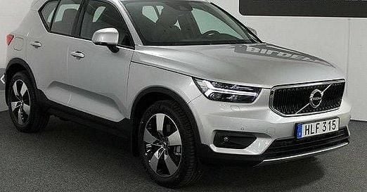 Silver Begagnad 2018 Volvo XC40 Momentum SUV | 294 500 kr (Marknadspris) - Bild 1/1
