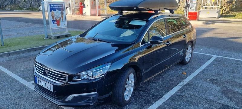 Svart Begagnad 2017 Peugeot 508 Kombi | 145 000 kr (Lite dyr) - Bild 1/4