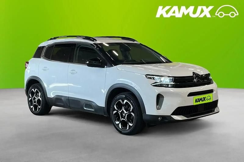 Vit Begagnad 2023 Citroën C5 Aircross PureTech SUV | 224 700 kr (Marknadspris) - Bild 1/4