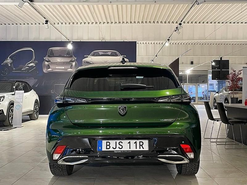 Begagnad Peugeot 308 GT 224 HK (164 kW) 2021 Grön Halvkombi