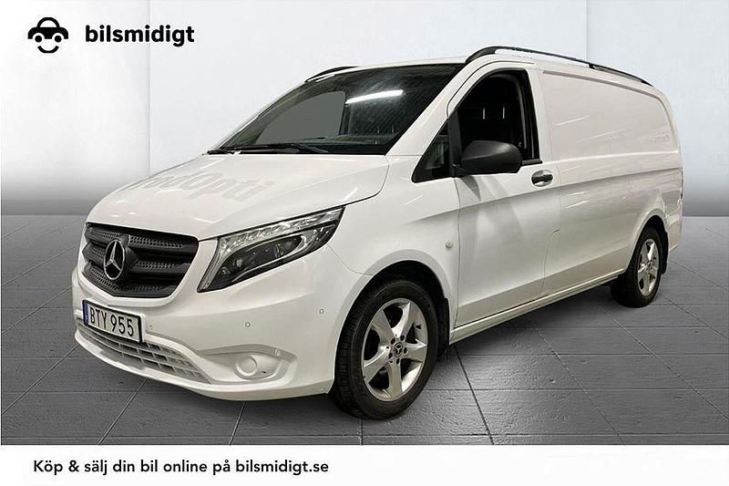 Vit Begagnad 2019 Mercedes Vito Minibuss | 319 900 kr (Dyr) - Bild 1/3