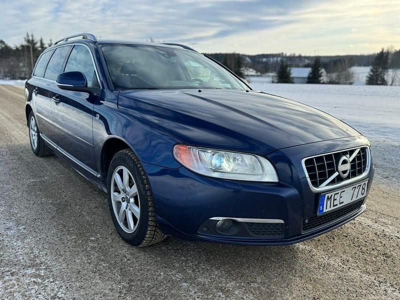 Begagnad 2012 Volvo V70 Kombi | 79 900 kr (Superpris) - Bild 1/4