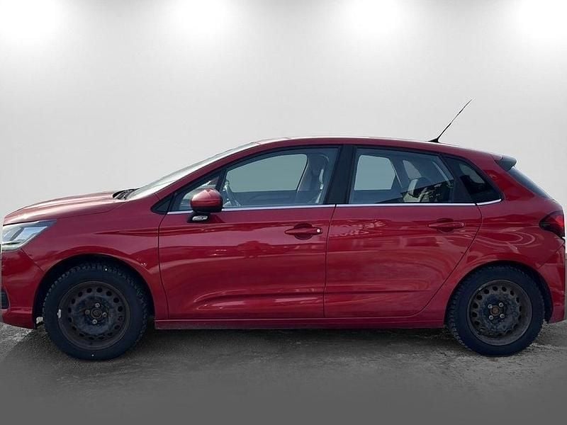 Begagnad Citroën C4 PureTech 110 HK (80 kW) 2016 Röd metallic Halvkombi