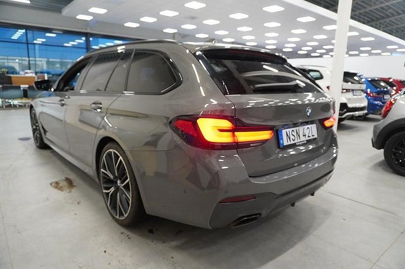 Begagnad BMW 530 M Sport 286 HK (210 kW) 2021 Grå Kombi