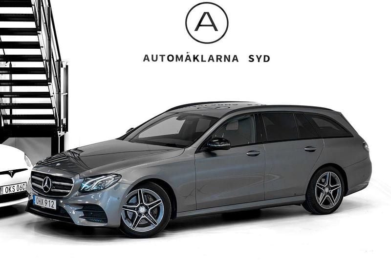 Grå Begagnad 2017 Mercedes E220 AMG line Kombi | 229 900 kr (Marknadspris) - Bild 1/4