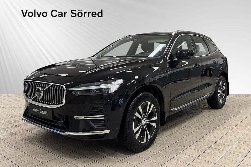 Svart Begagnad 2024 Volvo XC60 Core SUV | 529 900 kr (Marknadspris) - Bild 1/3