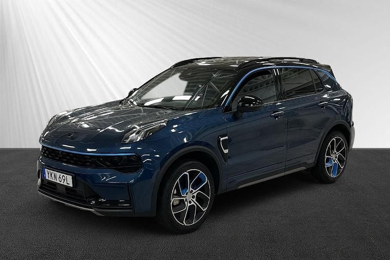 Begagnad Lynk & Co 01 264 HK (194 kW) 2023 Blå SUV