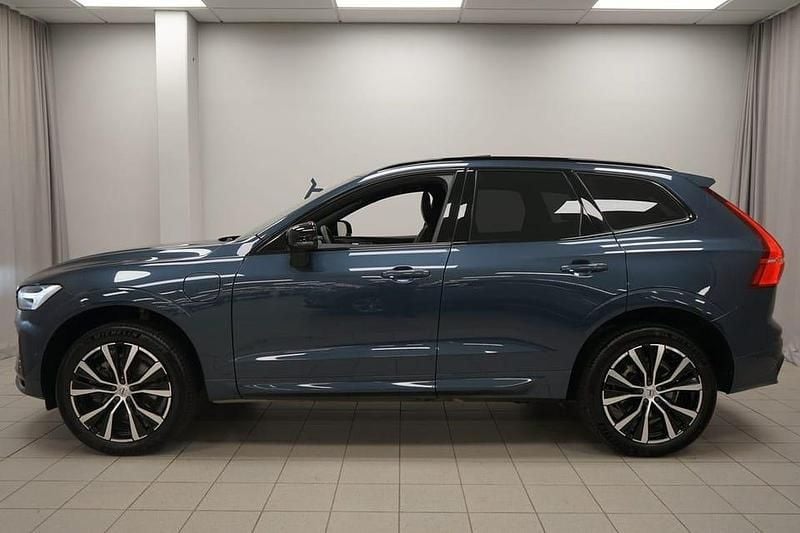 Begagnad Volvo XC60 Ultimate 355 HK (261 kW) 2023 Blå SUV