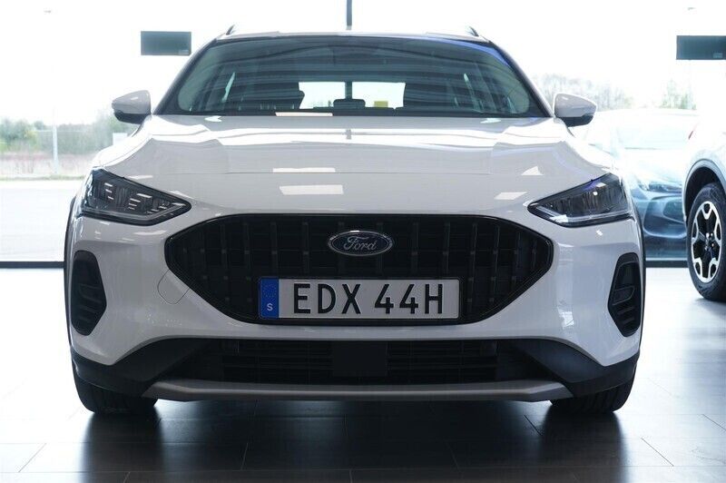 Begagnad Ford Focus Active 125 HK (91 kW) 2023 Vit Kombi