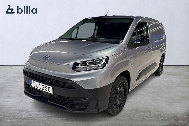 Begagnad Toyota Proace City City 132 HK (97 kW) 2024 Silver Minibuss