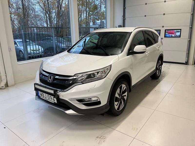 Begagnad Honda CR-V Elegance 162 HK (119 kW) 2015 Vit SUV