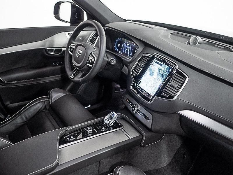 Begagnad Volvo XC90 Ultra 456 HK (335 kW) 2024 Svartmetallic SUV