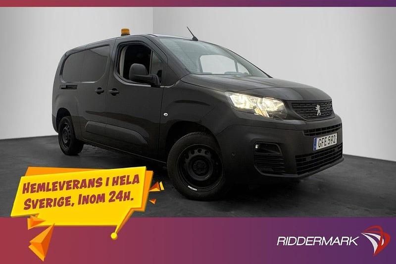 Svart Begagnad 2021 Peugeot Partner Van | 169 800 kr (Marknadspris) - Bild 1/3