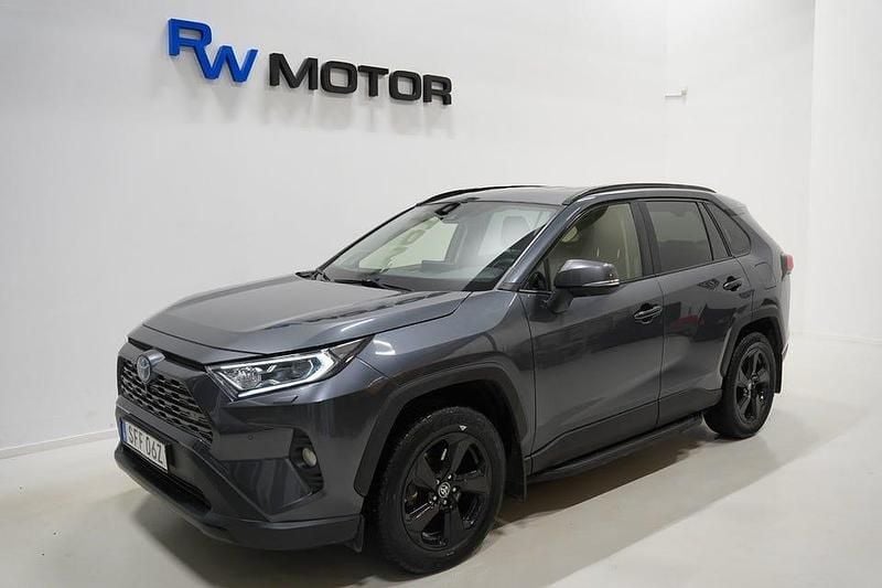 Begagnad Toyota RAV4 Hybrid Executive 222 HK (163 kW) 2019 Grå SUV