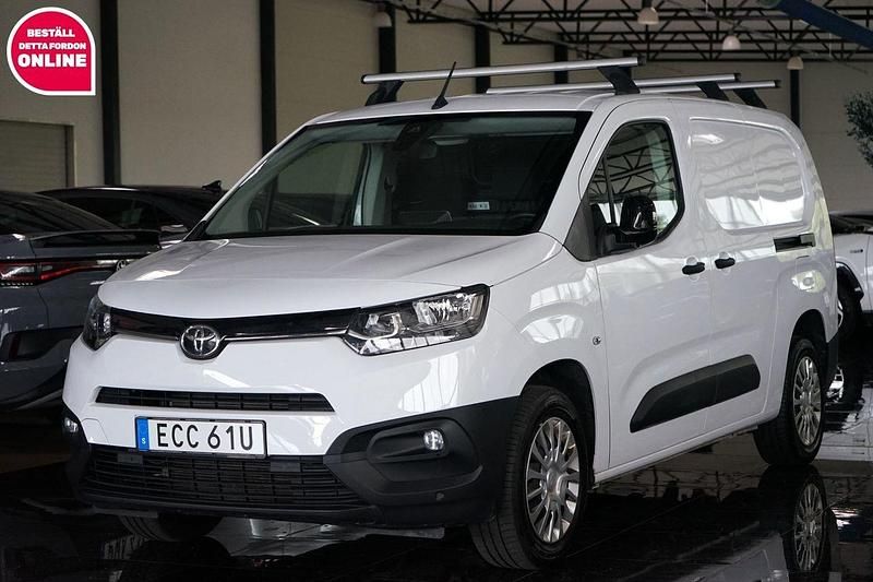 Vit Begagnad 2023 Toyota Proace City City Van | 274 500 kr - Bild 1/4