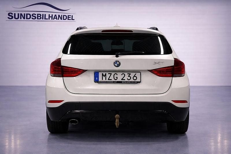 Begagnad BMW X1 Sport Line 184 HK (135 kW) 2012 Vit SUV