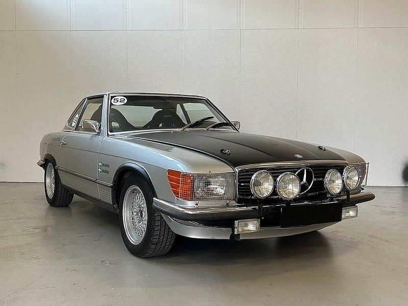 Begagnad Mercedes SL350 200 HK (147 kW) 1973 Ljusgrå Cab