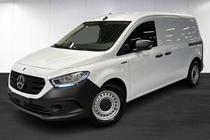 Vit Begagnad 2024 Mercedes eCitan Van | 348 750 kr (Superpris) - Bild 1/4