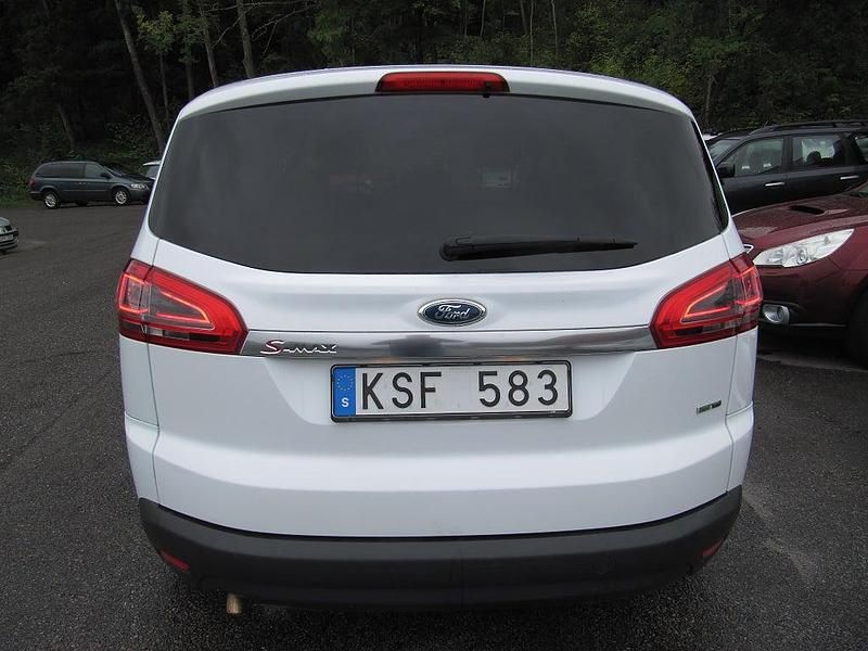 Begagnad Ford S-MAX S 145 HK (106 kW) 2010 Vit Minibuss