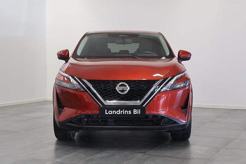 Begagnad Nissan Qashqai N-Connecta 158 HK (116 kW) 2021 Röd SUV