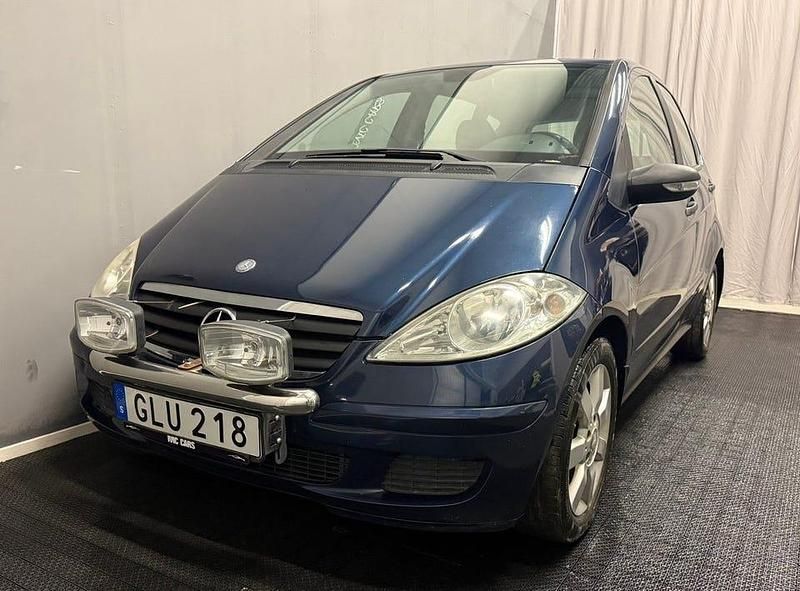 Begagnad Mercedes A170 Classic 116 HK (85 kW) 2008 Blå Halvkombi