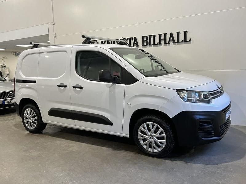 Begagnad Citroën Berlingo 102 HK (75 kW) 2022 Vit Minibuss