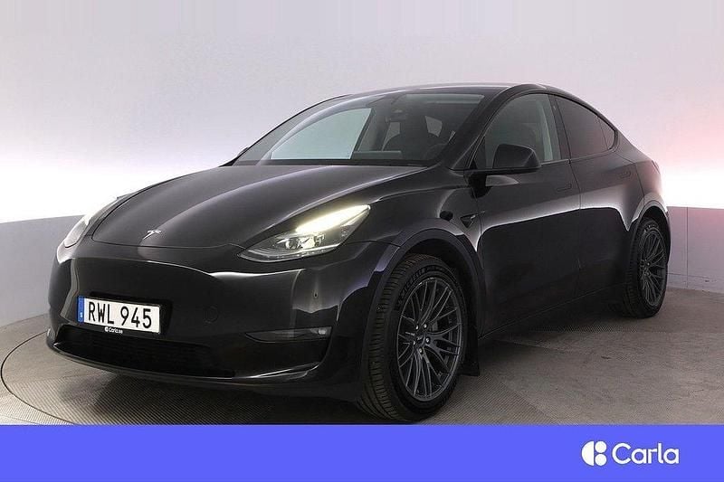 Svart Begagnad 2023 Tesla Model Y Long Range AWD SUV | 422 900 kr (Marknadspris) - Bild 1/4