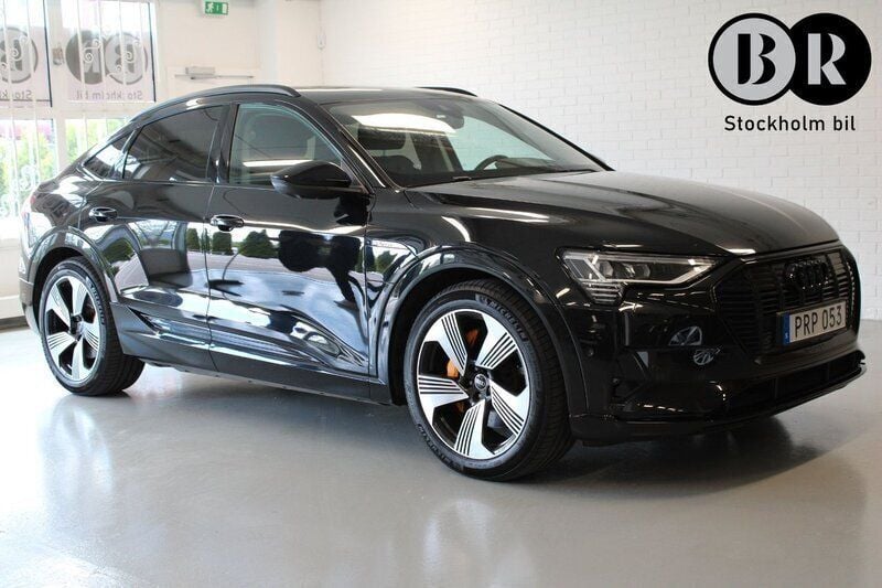 Svart Begagnad 2021 Audi e-tron Sportback SUV | 439 900 kr (Superpris) - Bild 1/4
