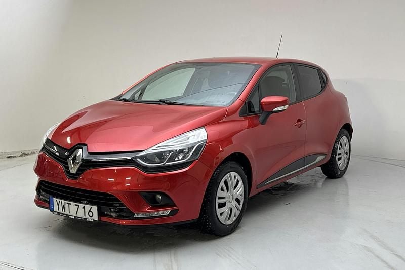 Röd Begagnad 2019 Renault Clio IV | 75 000 kr (Bra pris) - Bild 1/4