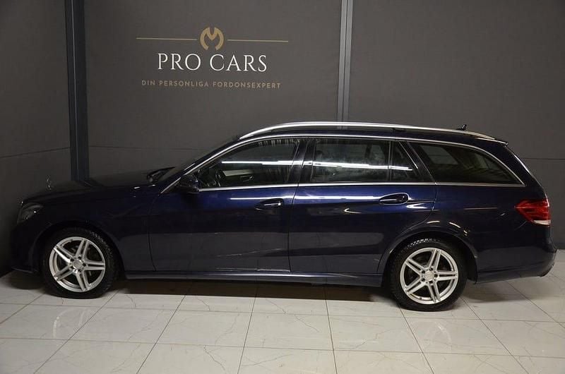 Begagnad Mercedes E220 Classic 170 HK (125 kW) 2016 Blå