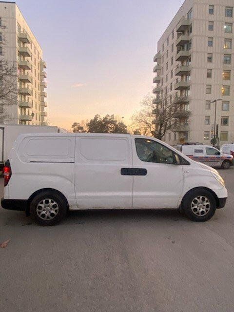 Begagnad 2012 Hyundai H-1 Minibuss | 64 000 kr (Superpris) - Bild 1/4