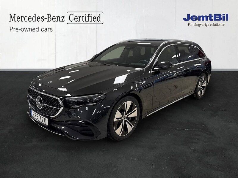 Grå Begagnad 2023 Mercedes E300 Kombi | 689 000 kr (Dyr) - Bild 1/4