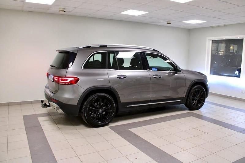 Begagnad Mercedes GLB220 190 HK (139 kW) 2020 Grå SUV