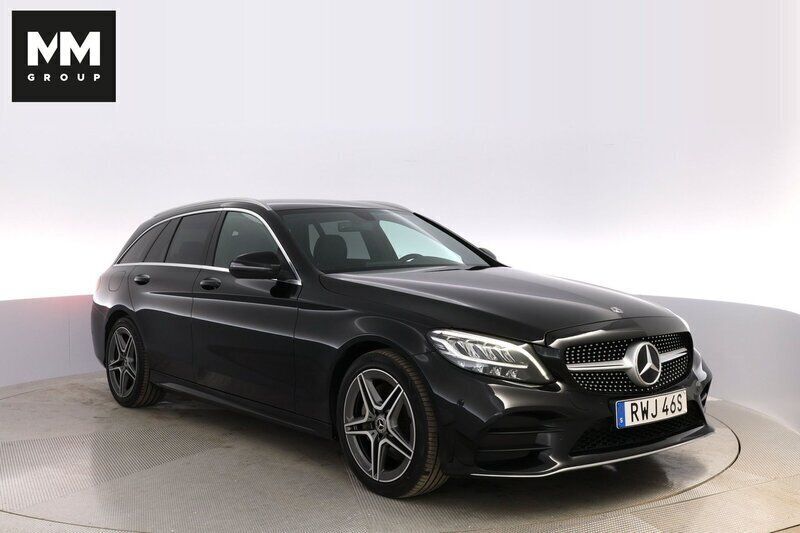 Svart Begagnad 2019 Mercedes C200 AMG Kombi | 247 900 kr (Marknadspris) - Bild 1/4