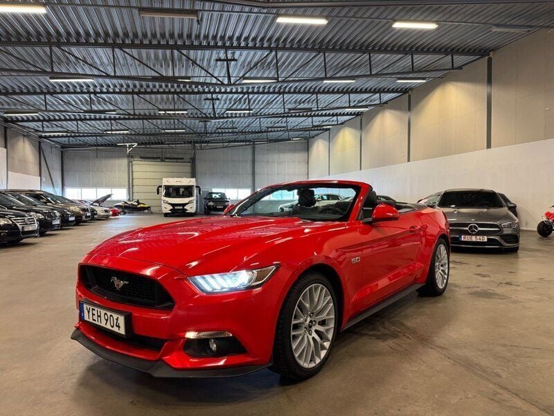 Röd Begagnad 2016 Ford Mustang GT Convertible Cab | 379 900 kr (Marknadspris) - Bild 1/4