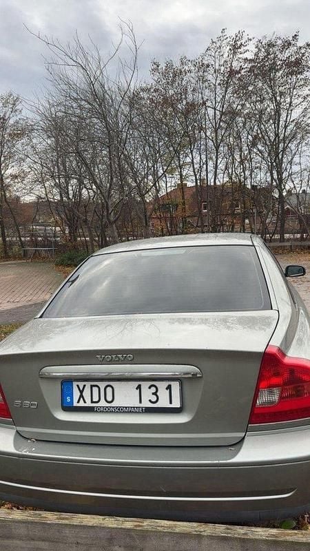 Begagnad 2006 Volvo S80 Sedan | 35 000 kr (Superpris) - Bild 1/2