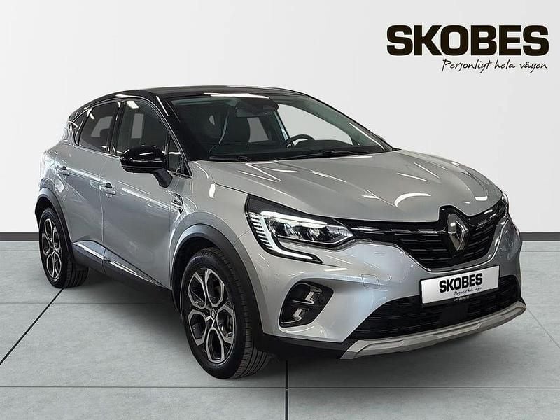 Grå Begagnad 2024 Renault Captur Techno SUV | 319 100 kr - Bild 1/4