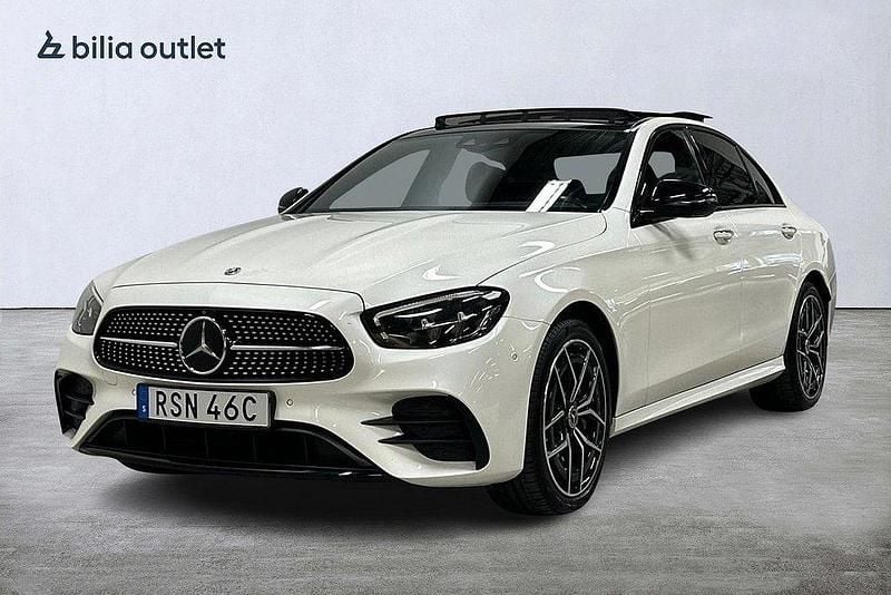 Vit Begagnad 2021 Mercedes E300 AMG Sedan | 529 900 kr - Bild 1/4