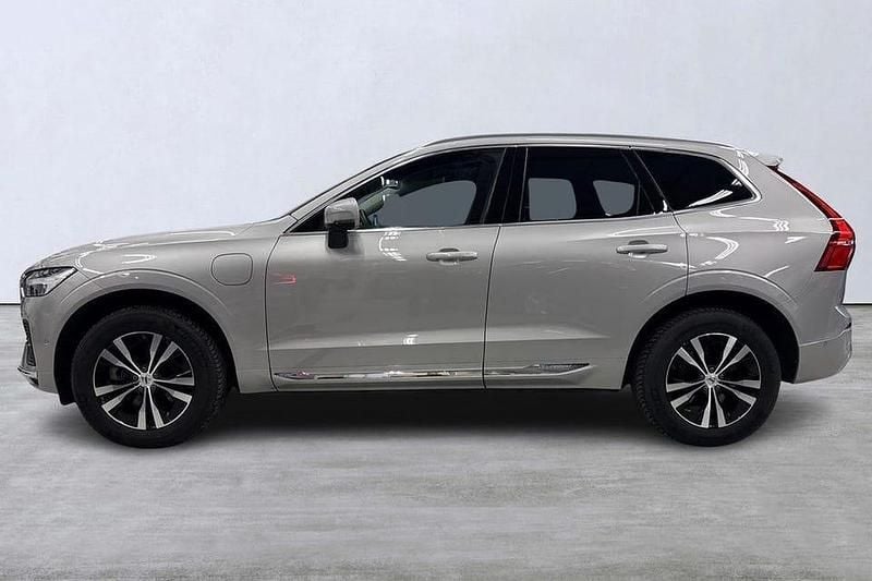 Begagnad Volvo XC60 Core 355 HK (261 kW) 2024 Silver SUV