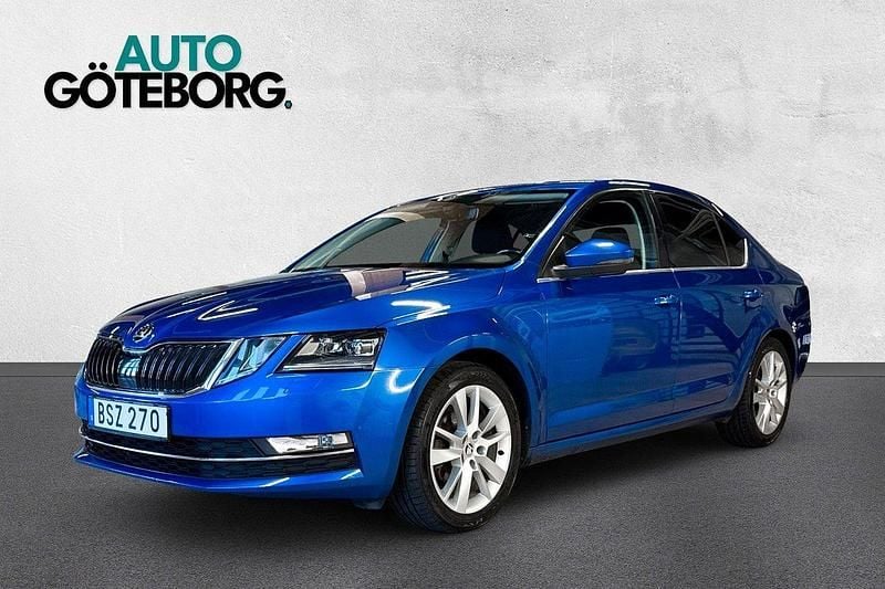Blå Begagnad 2018 Skoda Octavia Style Halvkombi | 139 900 kr (Marknadspris) - Bild 1/3