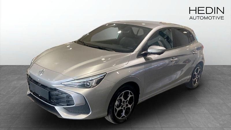 Grå (grey) Ny 2024 MG MG3 Luxury Halvkombi | 269 990 kr (Marknadspris) - Bild 1/4